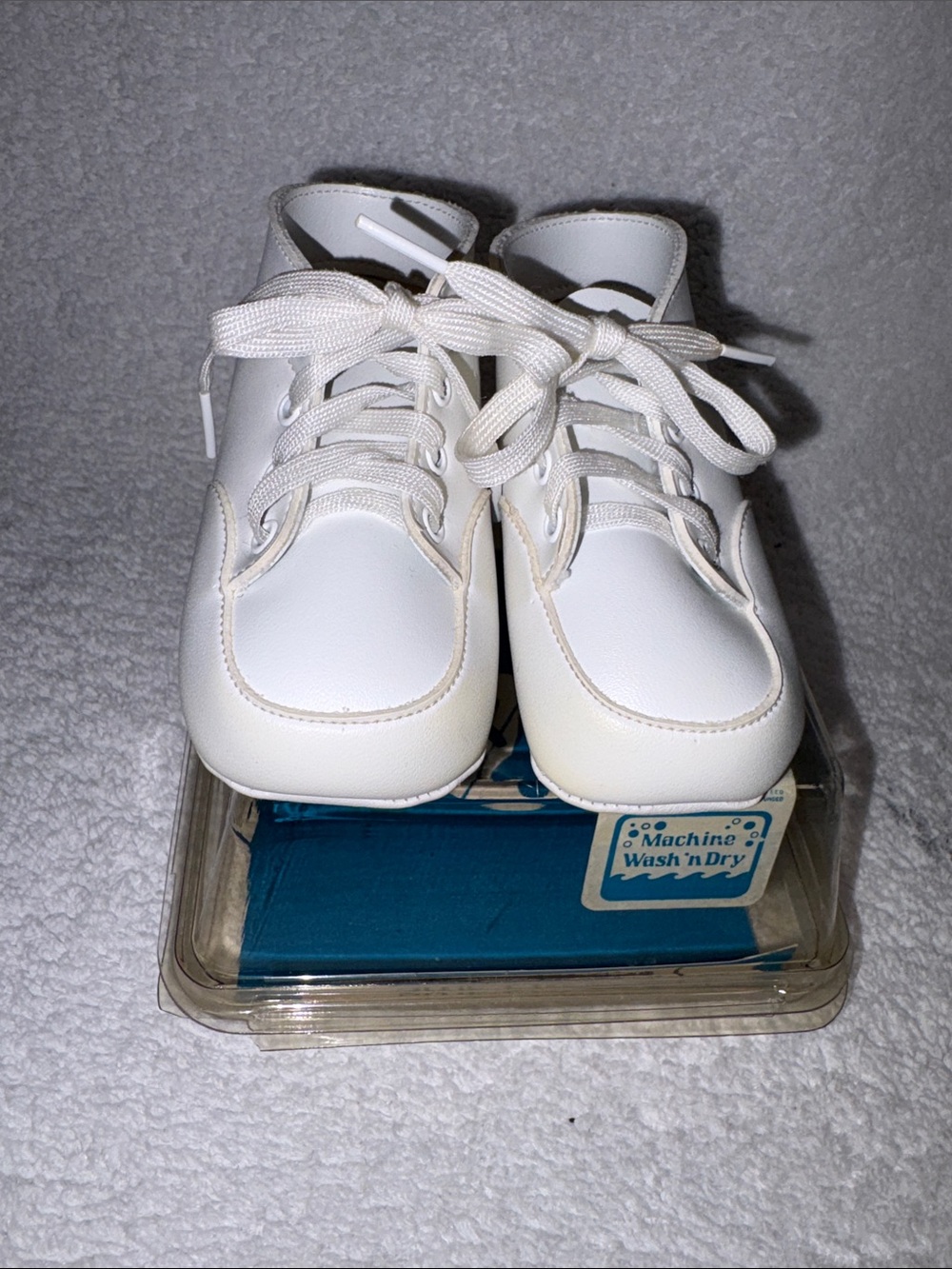Nwt patacake white soft shoes crib unisex size 1